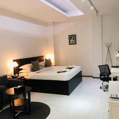 Yama Hotel & Rooftop Bar Yangon Eksteriør bilde